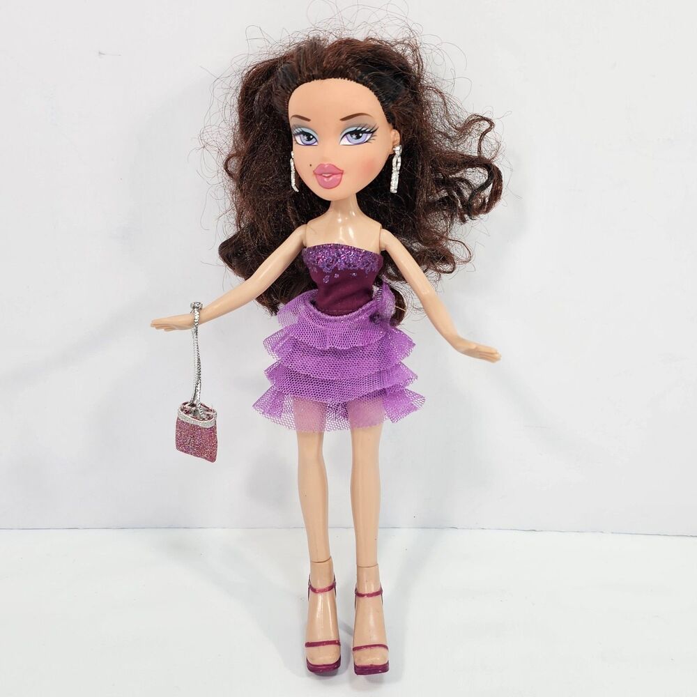 Vintage Y2K Bratz Hollywood Style Phoebe Doll Original Clothes Toy